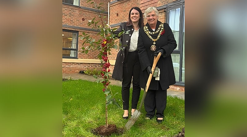 The Mayor of Eastbourne Celebrates Topping Out Ceremony at New Care Home