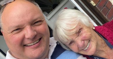 John Takes The Plunge For St Peter’s Hospice In Cold Water Dip Challenge