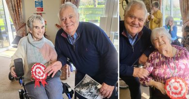 Welsh Legend Max Boyce Brings Laughter and Song to Newtown Care Home