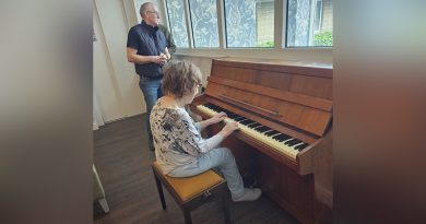 Aireborough Piano Teacher Overcomes Dementia Challenges to Play Again Following Heartfelt Reunion at Ghyll Royd Care Home
