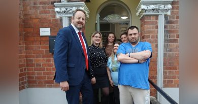 Labour MP Toby Perkins Visits Priory’s The Birches Adult Care Home To Mark Autism Acceptance Month