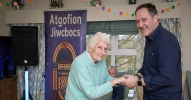 Dementia Care Home Project Strikes a Chord as it Tours Gwynedd