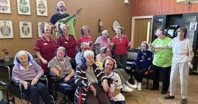 Care Home Residents Help Set World Record on Cash for Kids Day