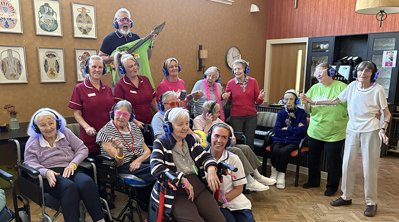 Care Home Residents Help Set World Record on Cash for Kids Day