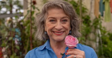 New ‘Caroline Quentin’ Rose Launched in Support of St Peter’s Hospice