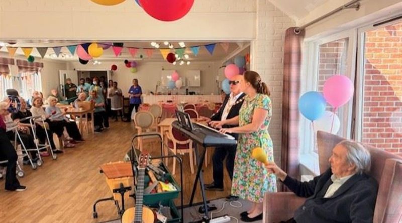 Mobberley Home Celebrates 31st Birthday with Afternoon Tea and Music Therapy Session