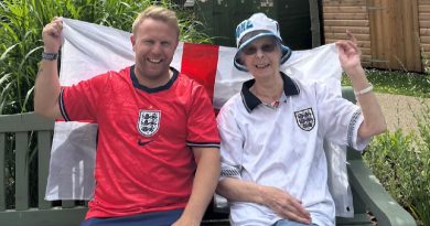 Juniper House Residents Celebrate the World Cup with Former Footballer