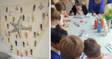 Pupils Help Decorate New Lounge at North Devon Nursing Home