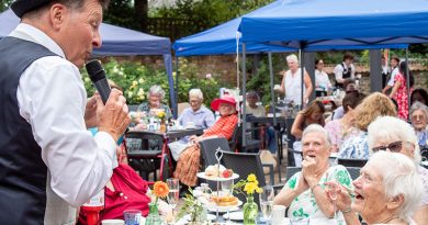 Dorset Care Home Swings into Sparkling 35th Anniversary Celebration