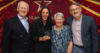 Remarkable’ Carer Receives Special Award After ‘Saving Bournemouth Woman’s Life’
